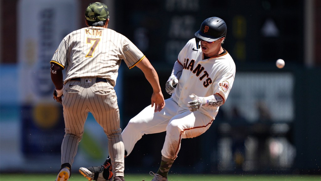 5/21/2022 Padres @ GIANTS Gameball and Joker